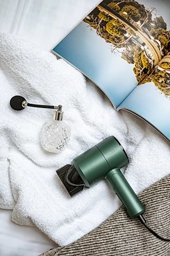 Tharëse flokësh Adler AD 2265 1200W 2 shpejtësi 2 temperatura dorezë palosëse jeshile shishe