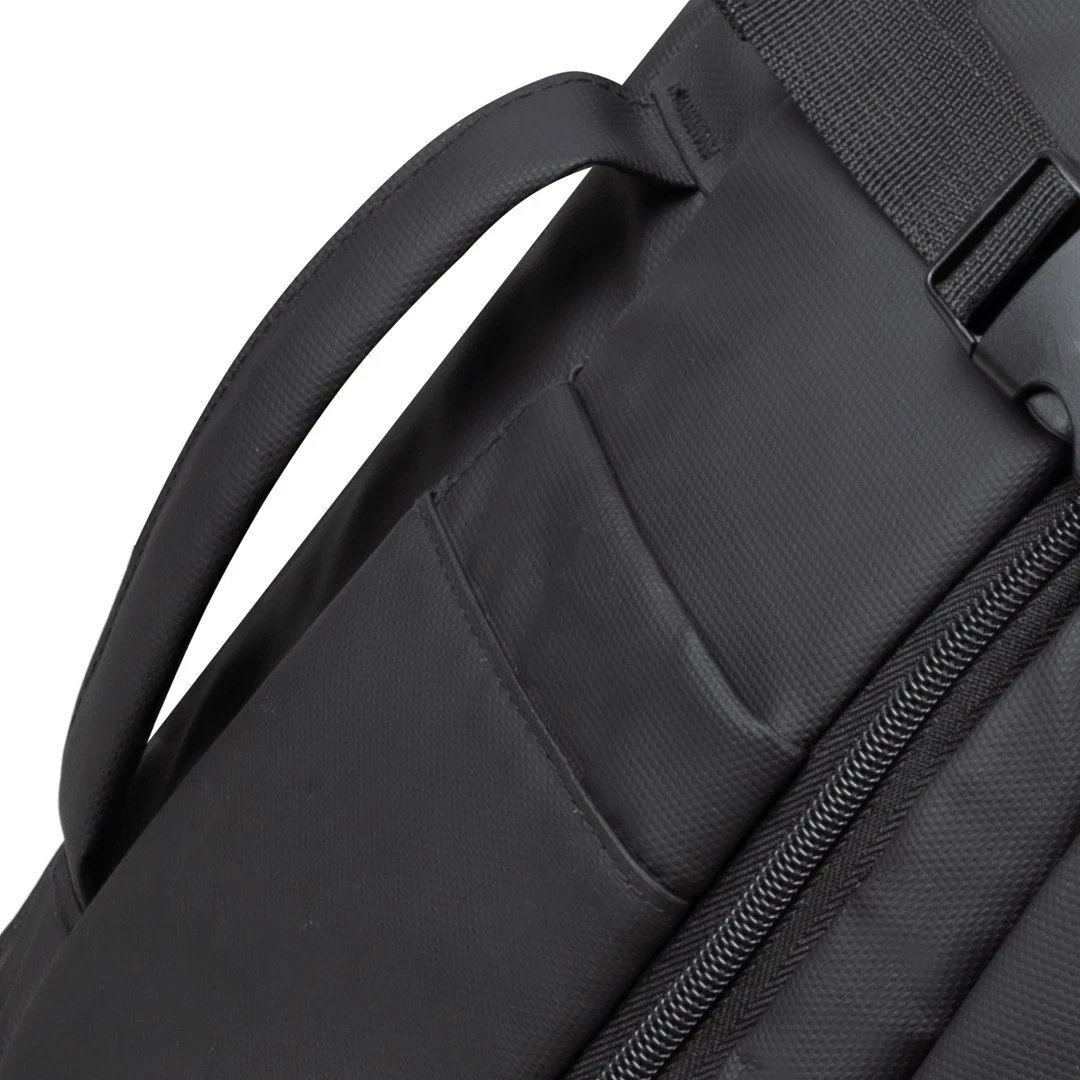 Çantë shpine për laptop RivaCase, 8465 Tegel ECO, 17.3 inç, e zezë