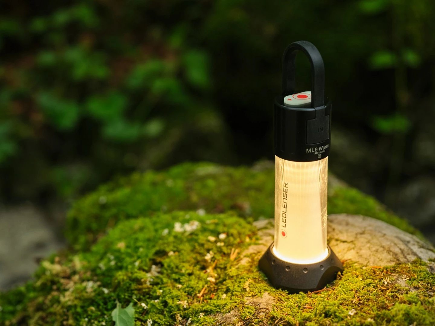 Llambë kampingu Ledlenser ML6, me bateri, LED, Alumini