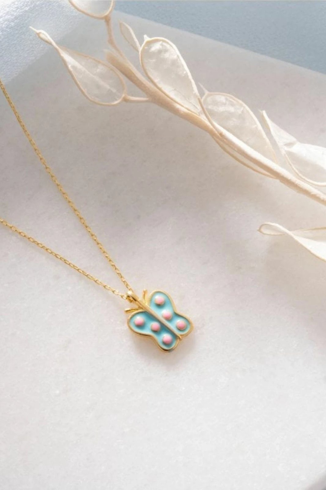 Varëse argjendi me flutur, ngjyrë ari, Jumeon, MNMLKLBK001