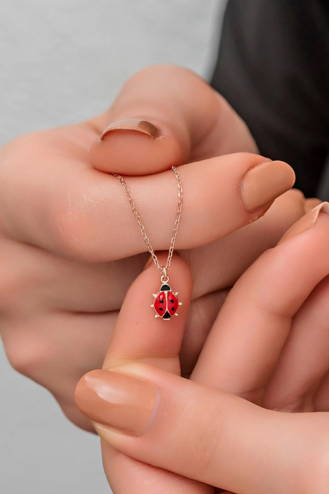 Vathë argjendi me varëse buburreci, ngjyrë argjendi, NRZ998319