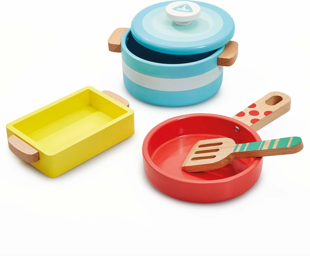 Early Learning Centre Wooden Kitchen Pots and Pans