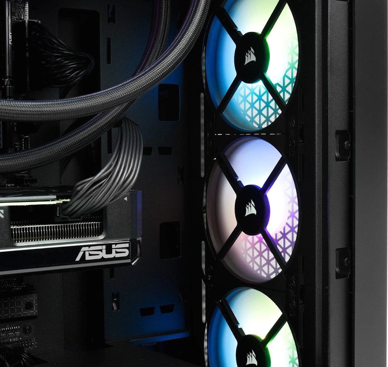 Kompjuter Infinity Ultimate R770, Ryzen 7, RTX 4070 Super, 32GB RAM, 2TB SSD, e zi