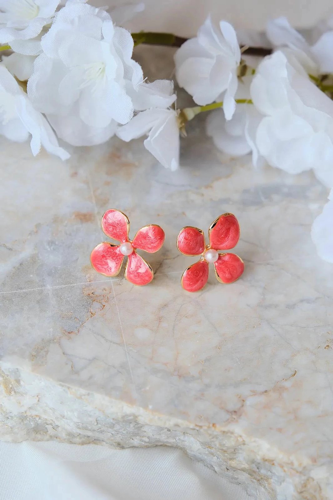 Vathë Jumeon, ngjyrë ari, Trn-İnc-Sdfkup