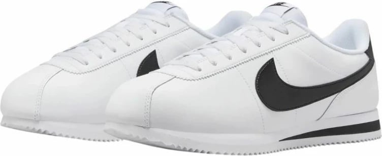 Atlete për meshkuj Nike, të bardha