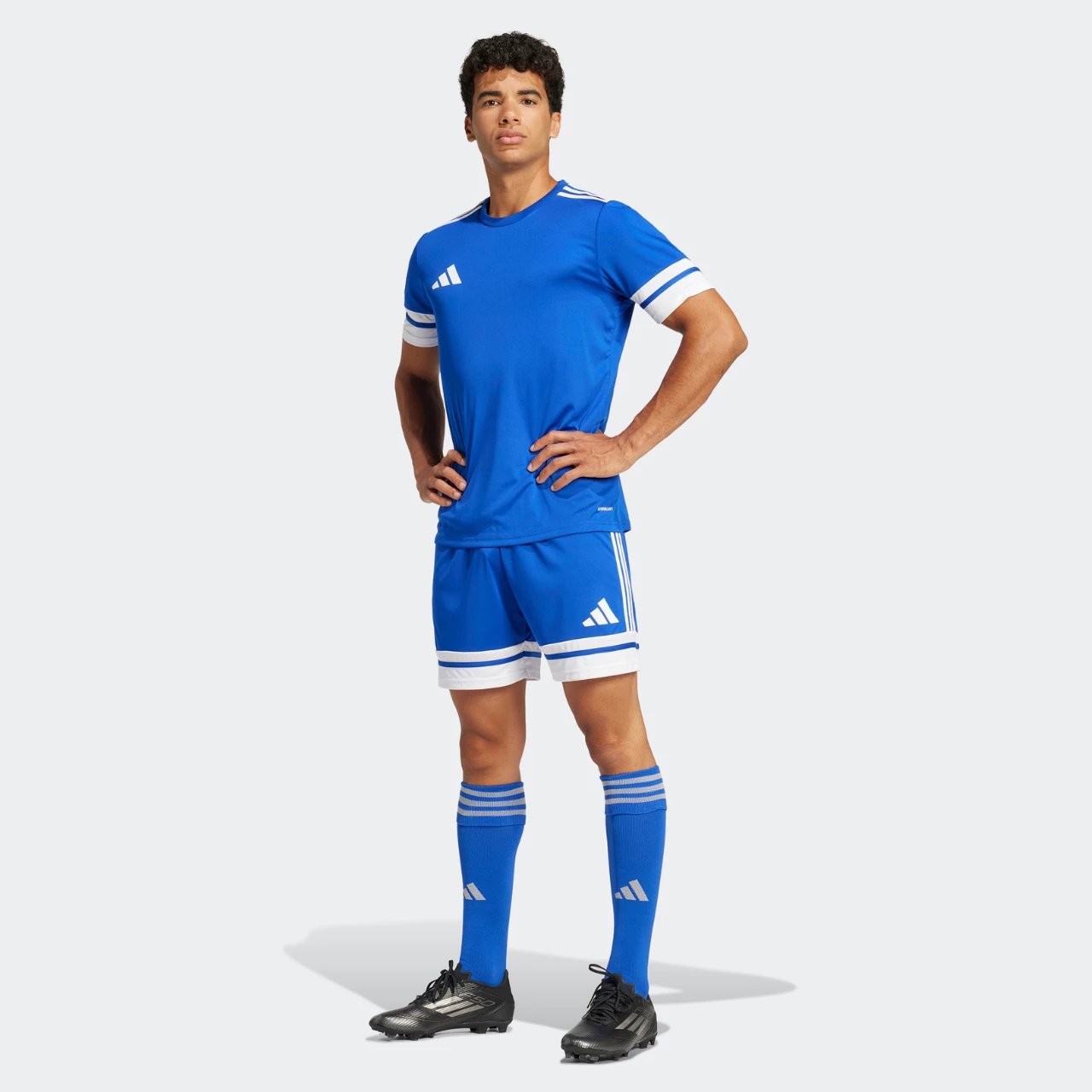 Shorce për meshkuj adidas, të kaltërta