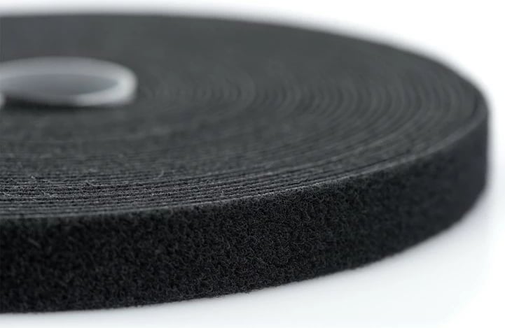 Shirit ngjitës për kabllo Digitus AK-770905-100-S, 10m x 15mm, i zi