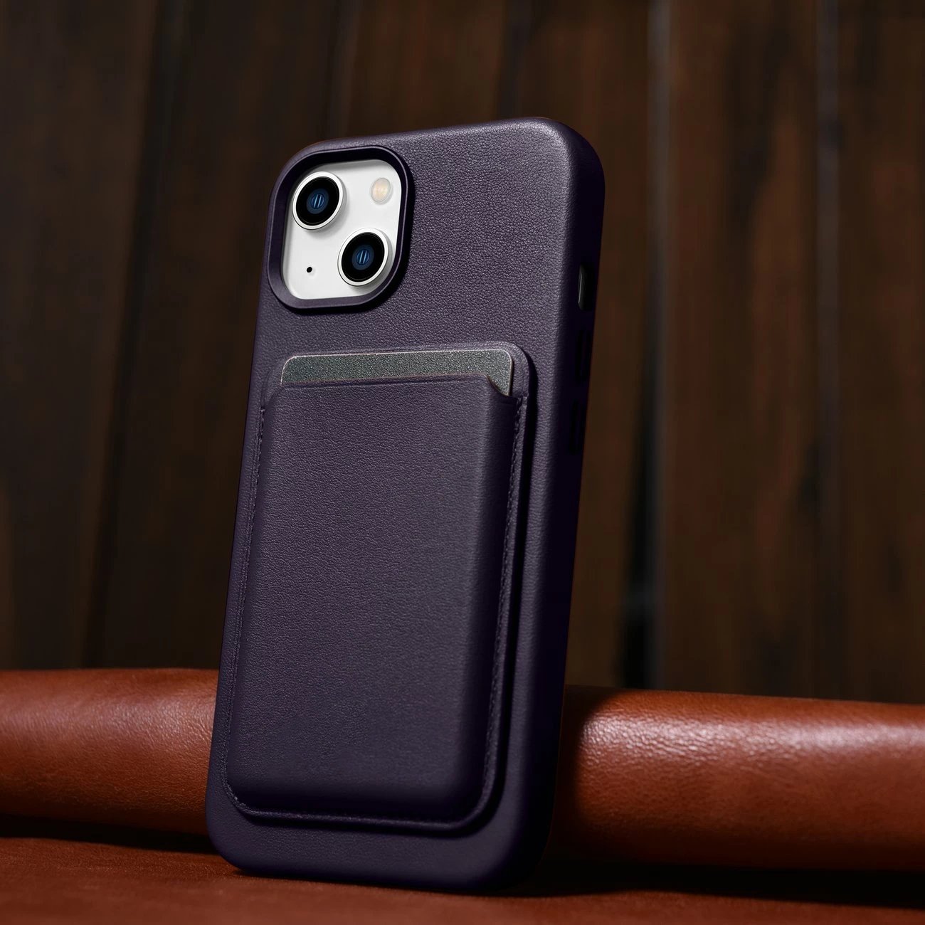 Mbështjellës iCarer për iPhone 14 Plus, lëkurë natyrale, MagSafe, Vjollcë e errët Mbështjellës iCarer për iPhone 14 Plus, lëkurë natyrale, MagSafe, Vjollcë e errët