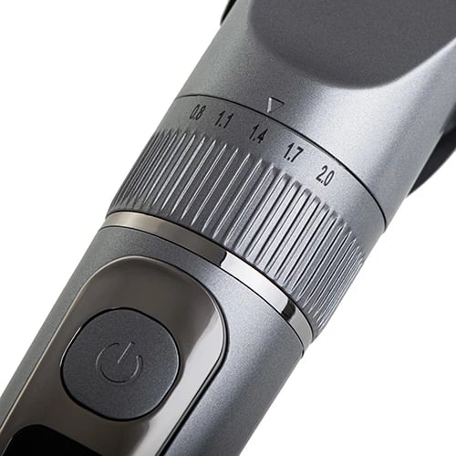 Prerëse flokësh, Mesko, MS 2843, LCD, IPX6, bateri 2000 mAh deri 180 min, karikim USB, teh titan me teh keramik, me krehra 3–12 mm, argjendtë