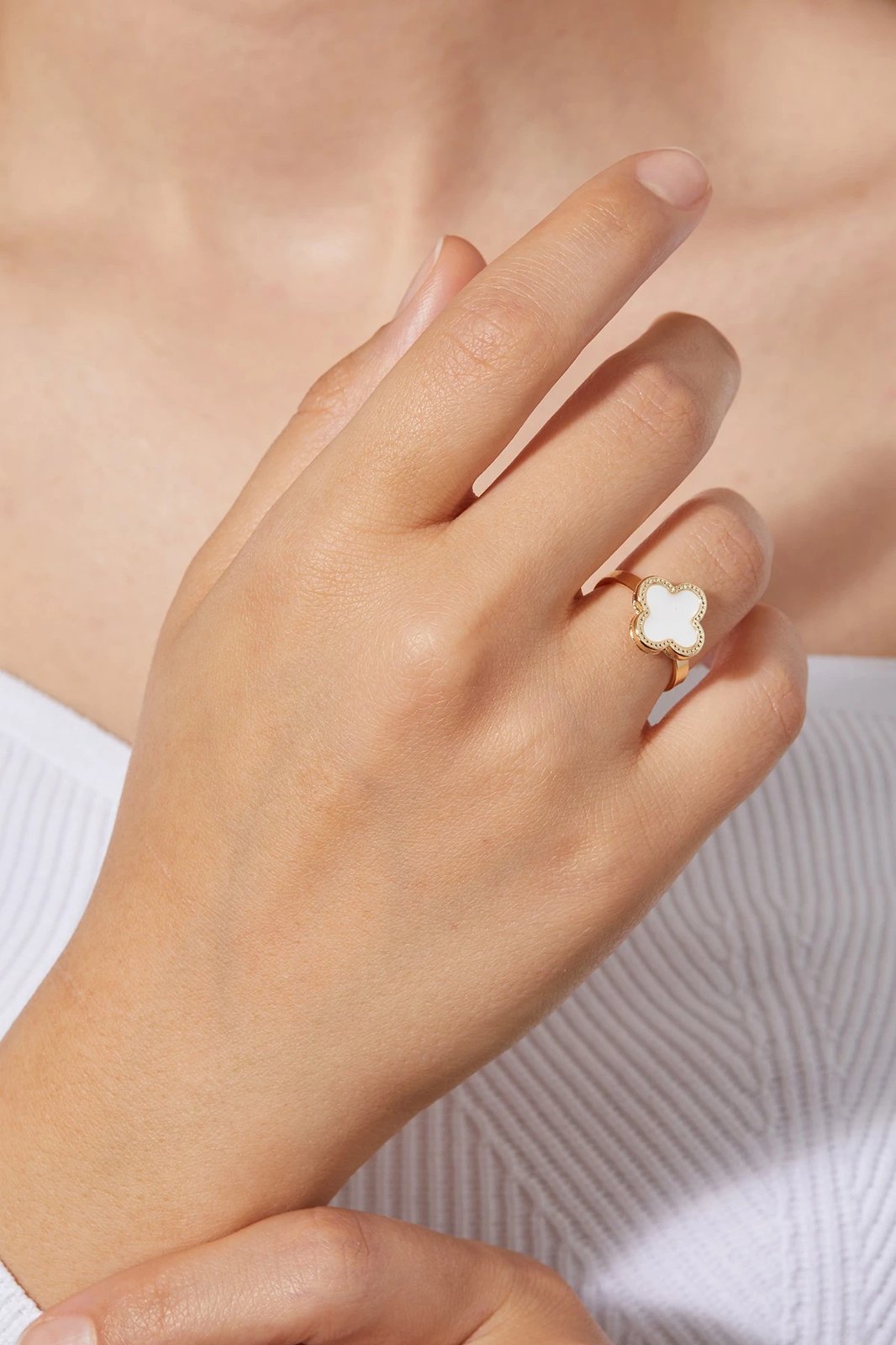 Unazë metalike ngjyrë ari Elika, CY9846