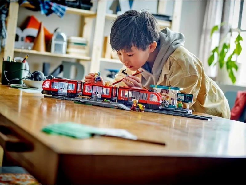 Lego set City tram me stacion
