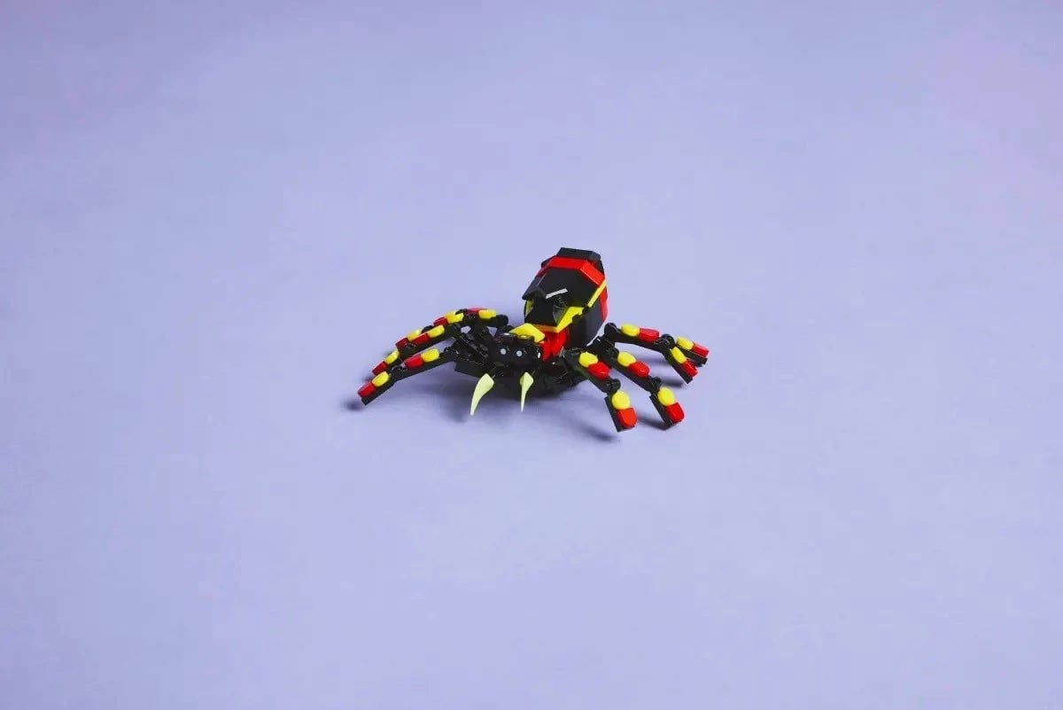 Lego Creator 3-in-1 31159 Surprising Spider
