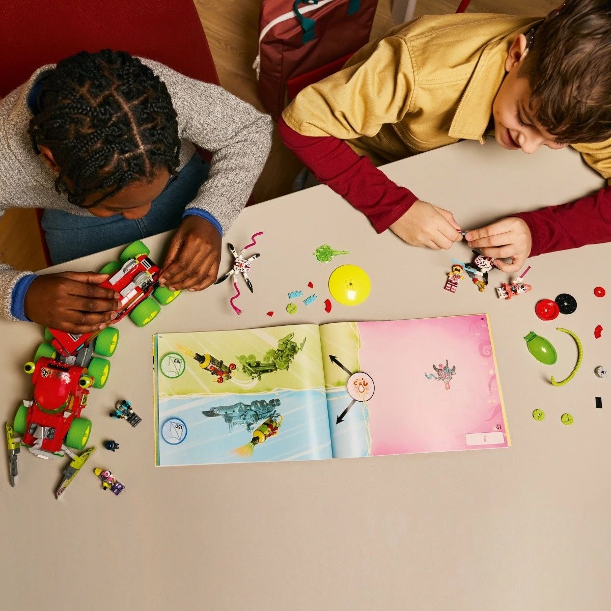 Set LEGO DREAMZzz Mateo Spray Truck 71499, 929 pjesë, për fëmijë 9+