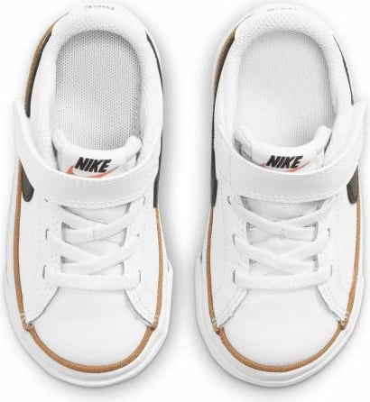 Atlete për fëmijë Nike, të bardha