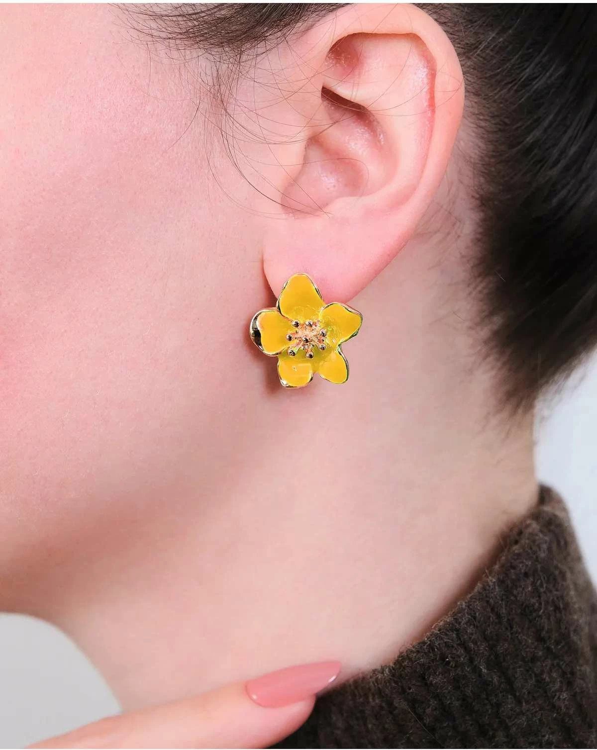 Vathë Jumeon, ngjyrë ari, lule, një madhësi