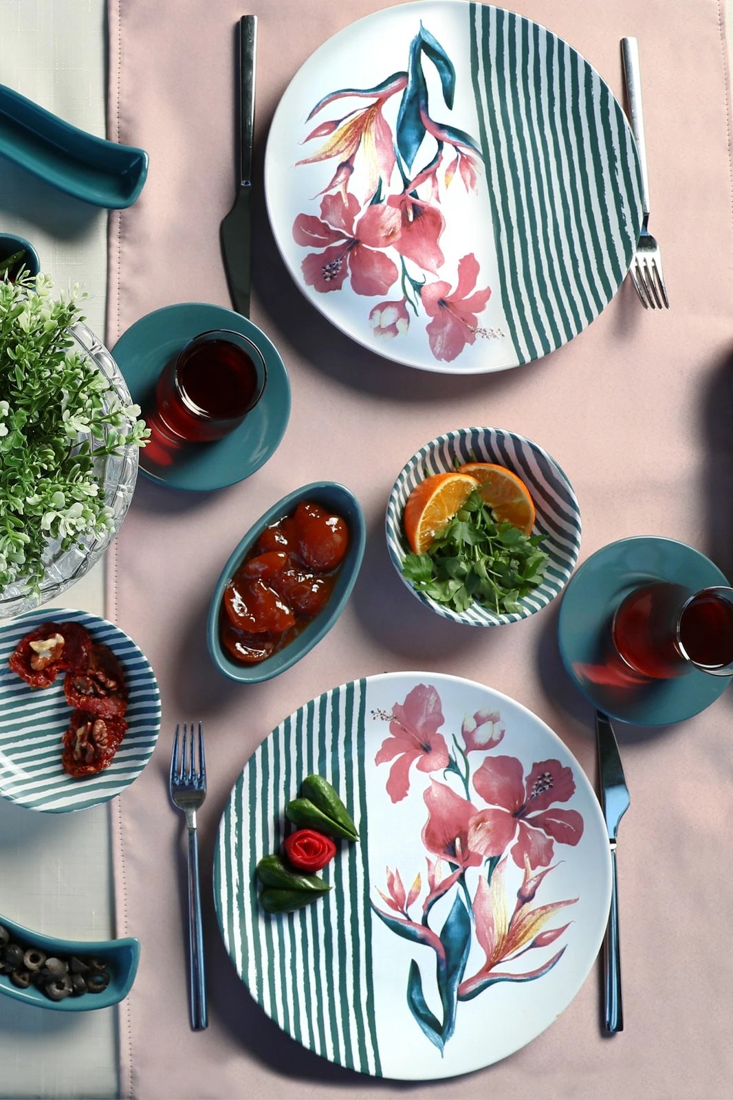 Set mëngjesi 28 pjesësh, Hermia Concept, X0001331000000000000000000