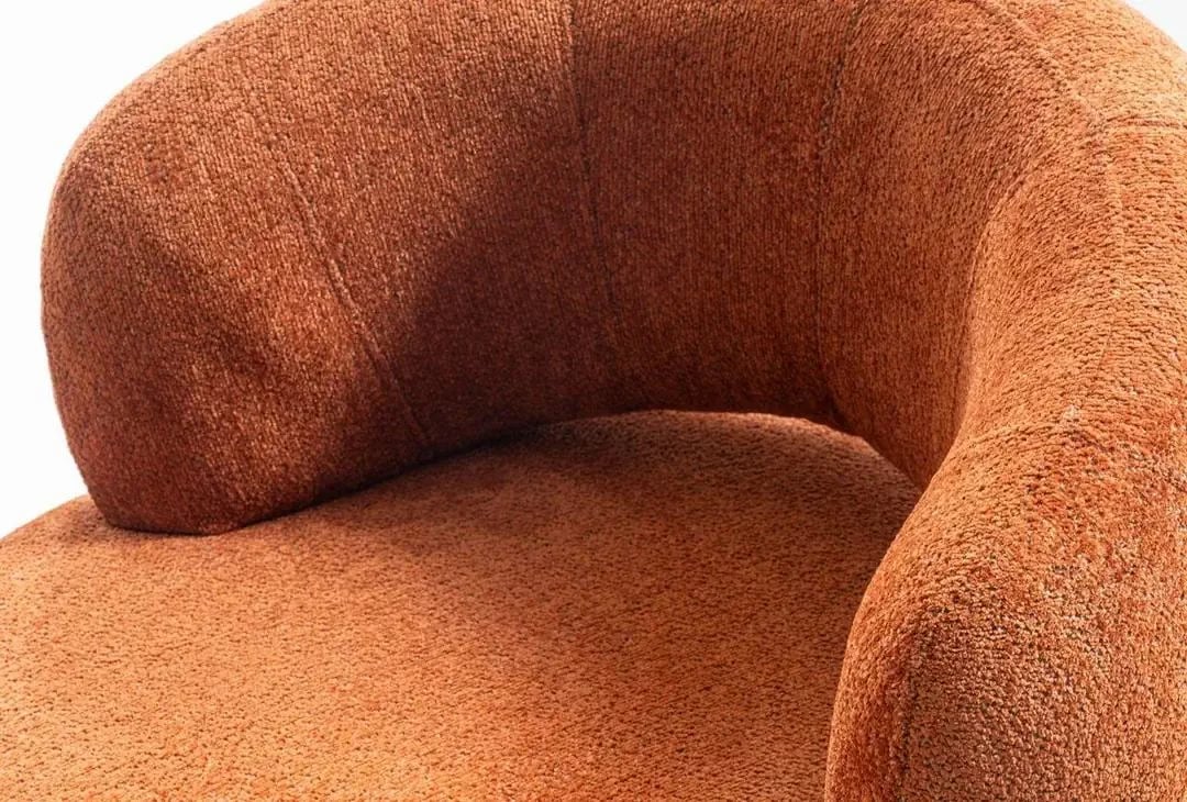 Karrige Wing, Atelier del Sofa, ngjyrë e kuqe qeramike (Tile Red), Rio