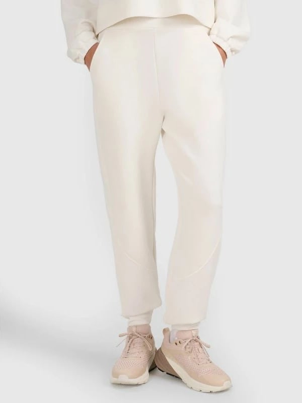 Pantallona sportive për femra 4f