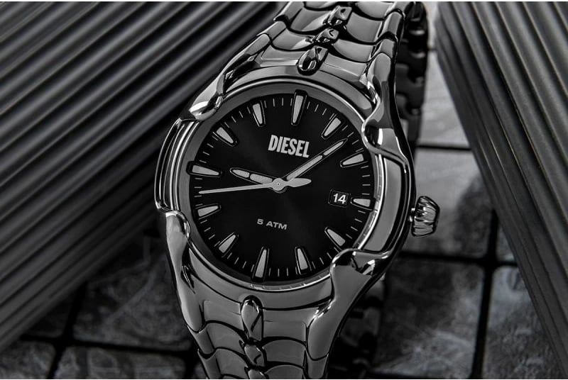 Orë dore për meshkuj DIESEL, e zezë