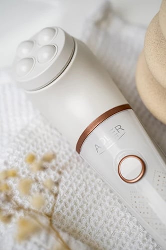 Furçë pastrimi fytyre, Adler AD 2178, 3 koka ndërroshme, IPX7, 2x AAA, me grep varës dhe kapak mbrojtës