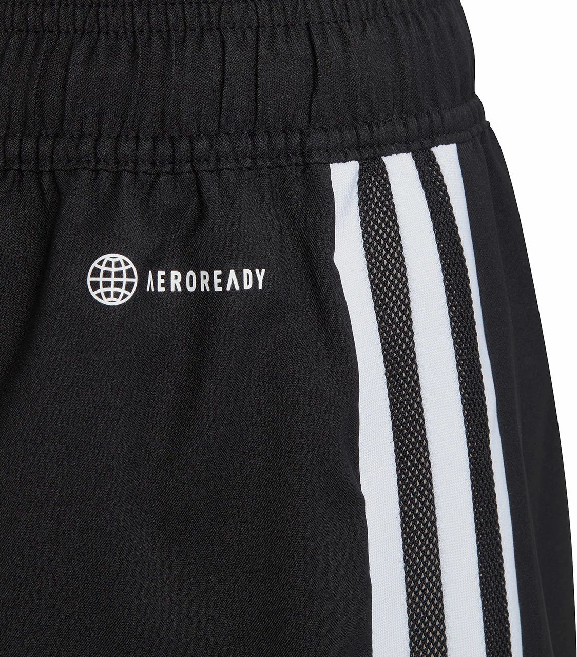 Shorce për fëmijë adidas, të zeza Shorce për fëmijë adidas, të zeza