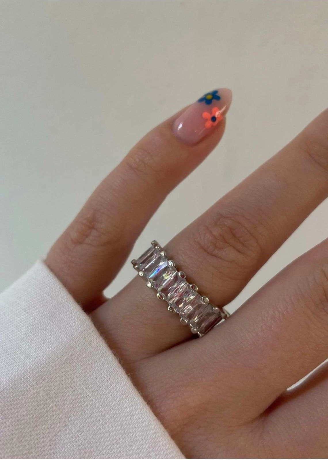 Unazë argjendi Jumeon, KPEGMSA274