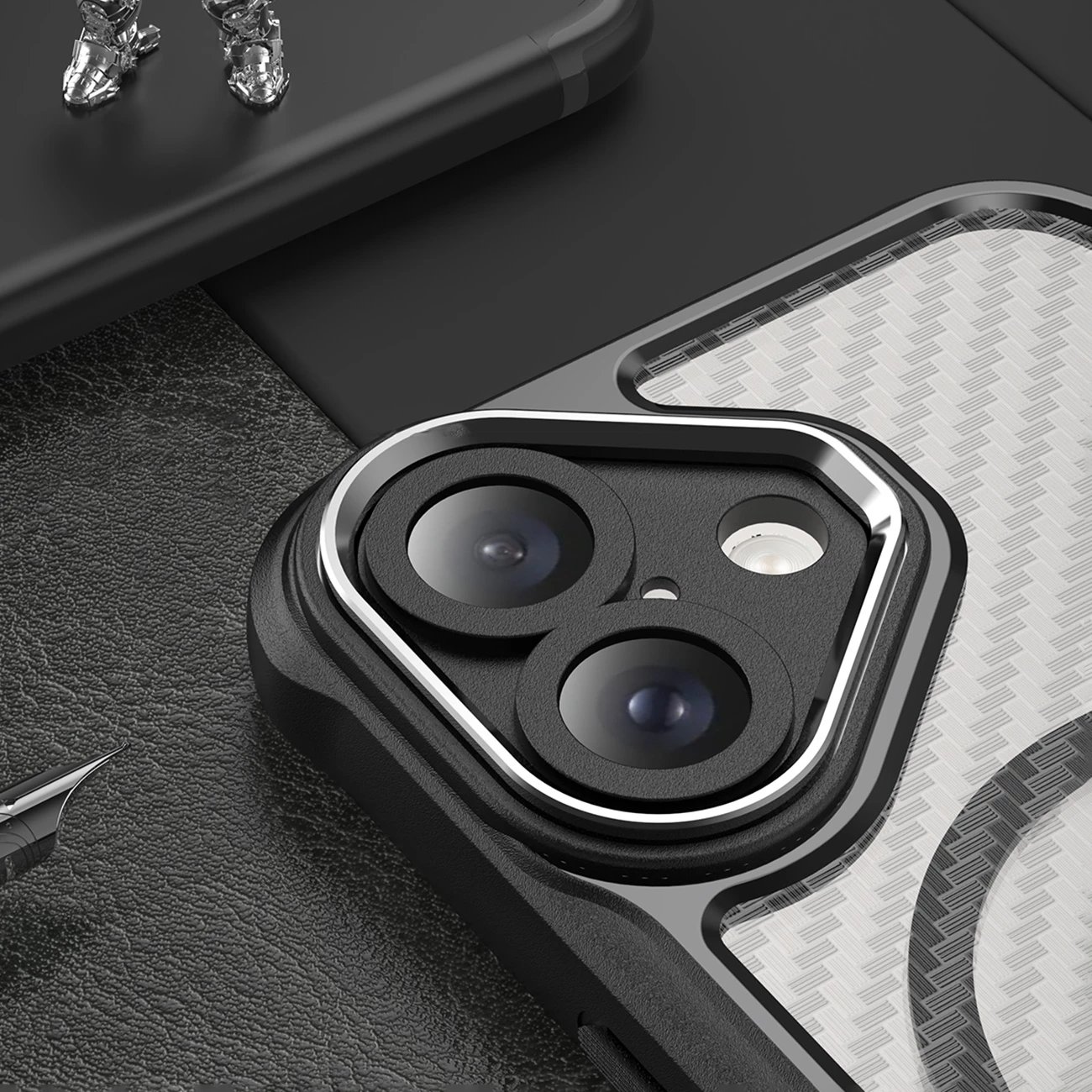 Mbështjellës Hurtel Leading Series MagSafe për iPhone 16, TPU, i zi