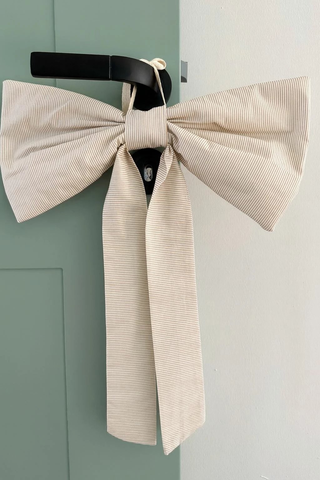 Dekor për derë, fjongo, ngjyrë bezhë dhe e bardhë, Door Bow-2