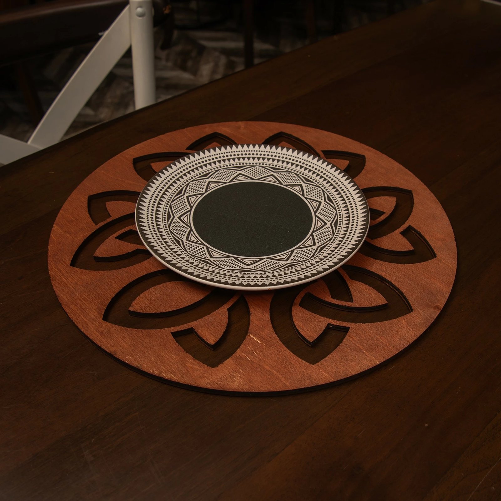 Set nënshtruesish tavoline prej druri (4 copë), Hermia, Lugh - ngjyrë trëndafili