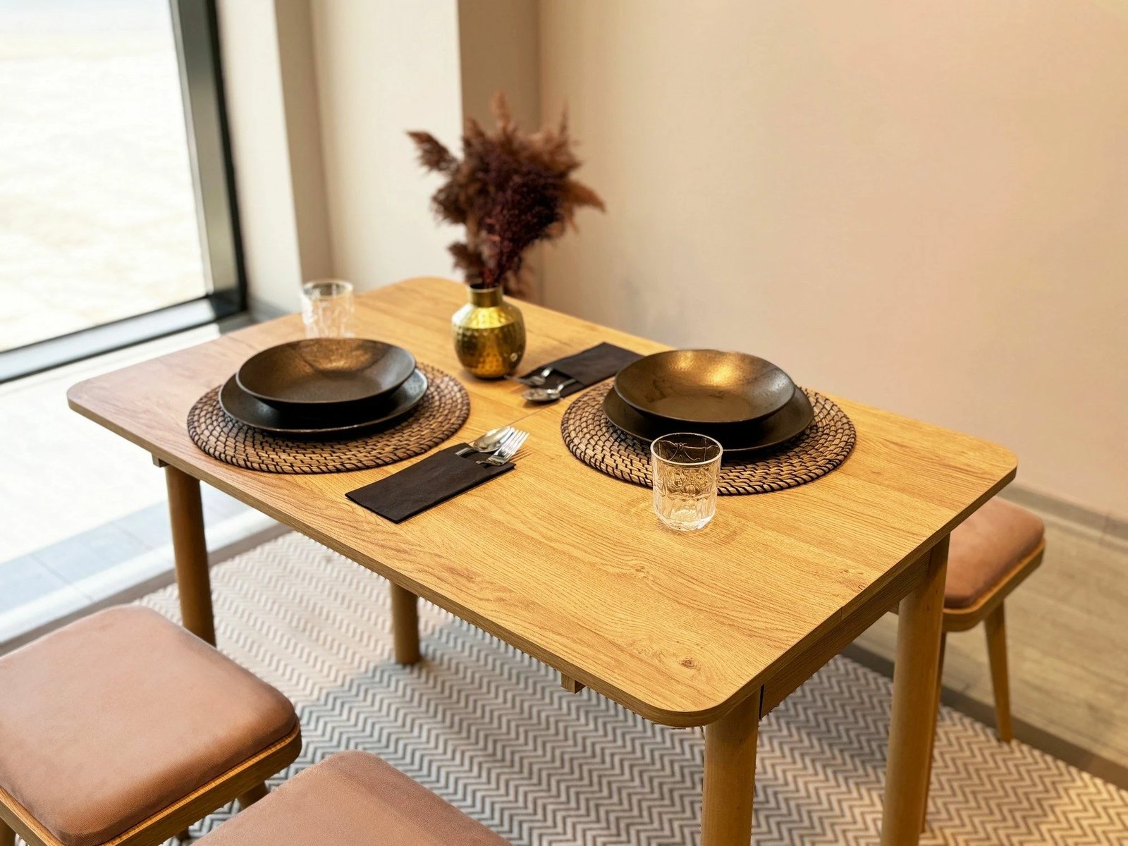 Set tavoline me karrige, zgjatës, 4 pjesë, Skye Decor, Vina Mini 04 0900, ngjyrë lis, gur