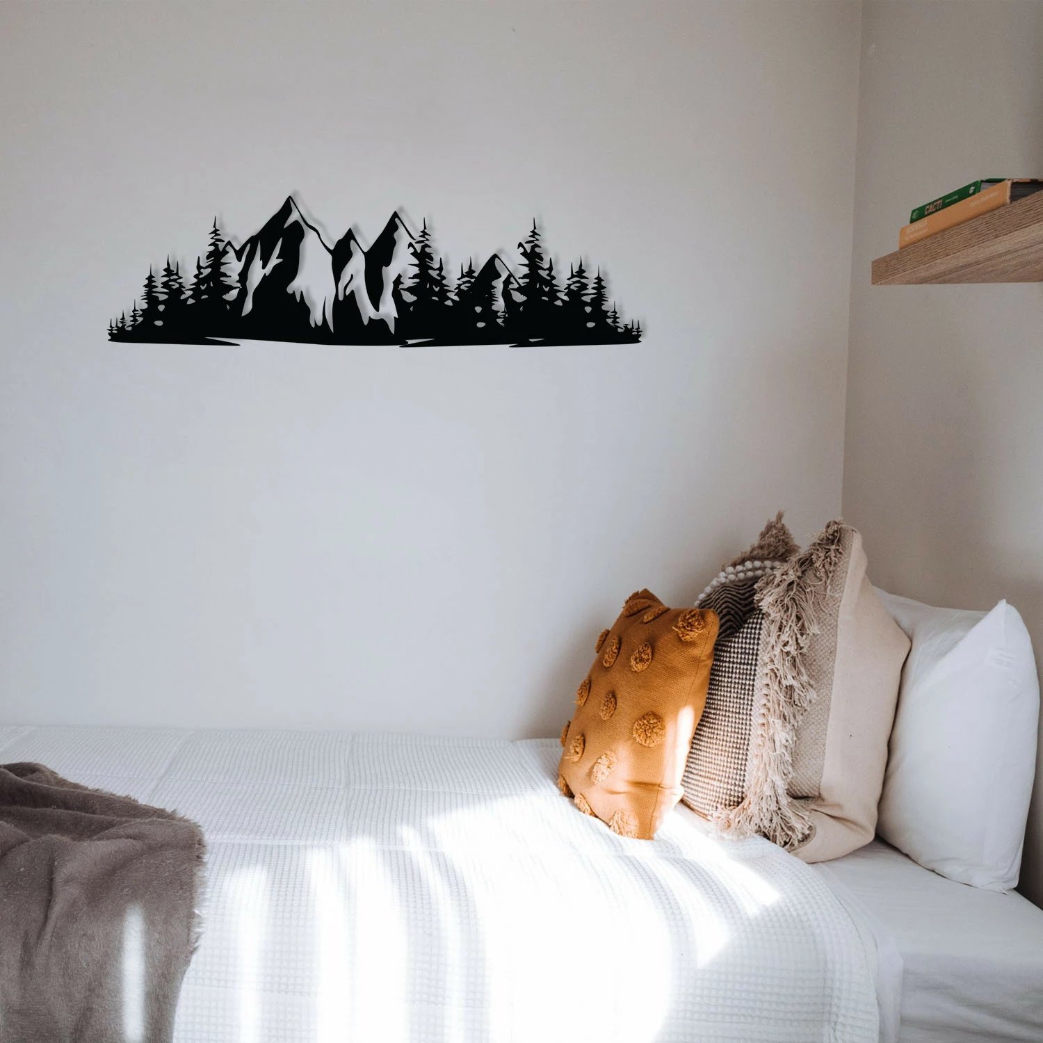 Aksesor dekorativ metalik për mur, Wallity, Mountain 1, ngjyrë e zezë, 68x19cm