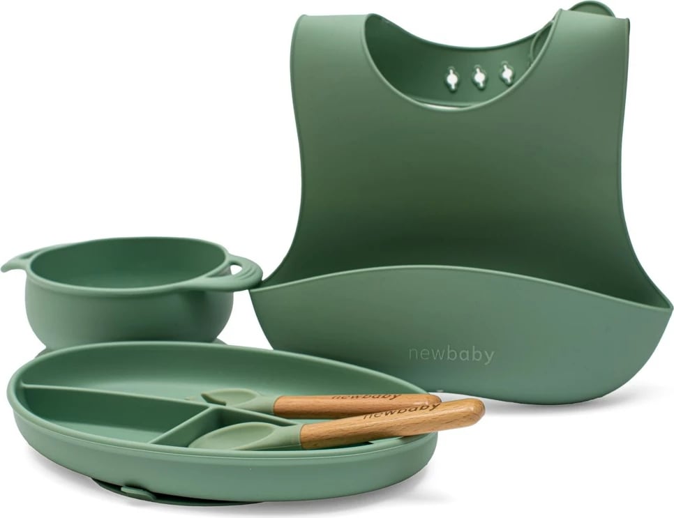 Set ushqimi silikon për fëmijë, New Baby, me pjatë të ndarë me vakum, tas me vakum me doreza, lugë e pirun me dorezë druri, përparëse me xhep, jeshile, set 5-pjesësh