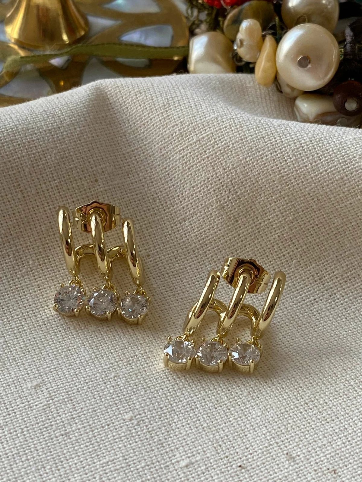 Vathë të artë Jumeon, 31401