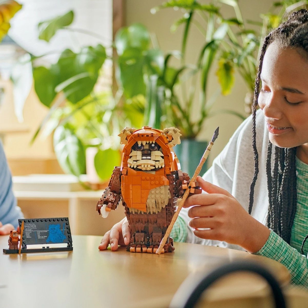 Set LEGO Star Wars 75430 Ewok Wicket, 1010 pjesë, për 12+
