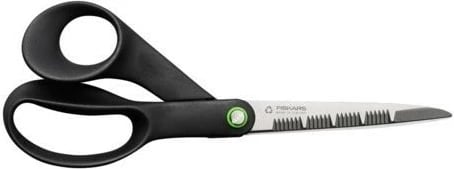 Gërshërë kuzhine Fiskars Functional Form ReNew 21cm, e zezë