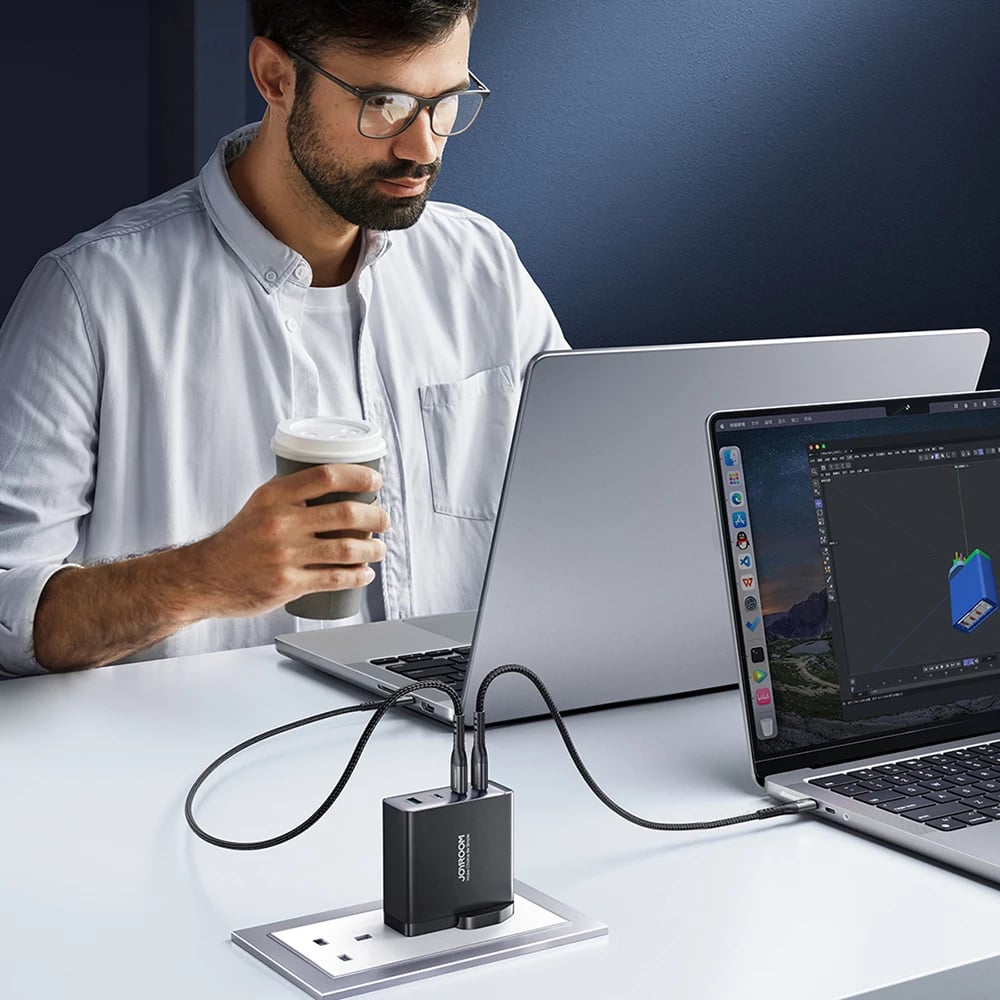 Karikues mur Joyroom JR-TCG05UK GaN, 140W, 3x USB-C, 1x USB-A, me kabllo USB-C/USB-C 240W 1.2m, i zi