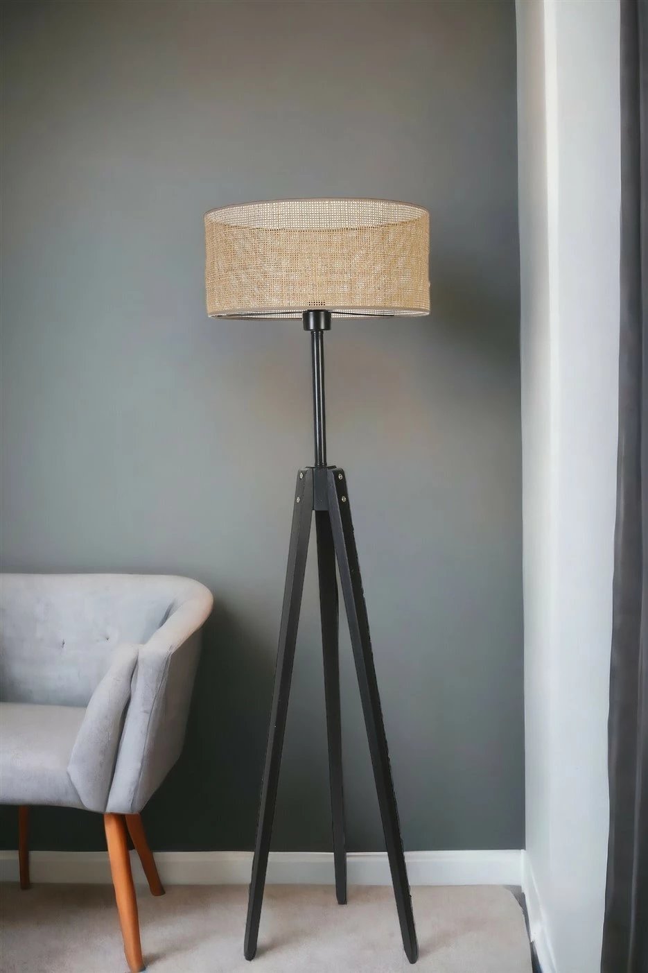 Llambë dyshemeje Opviq, 8831-1, e zezë dhe ari