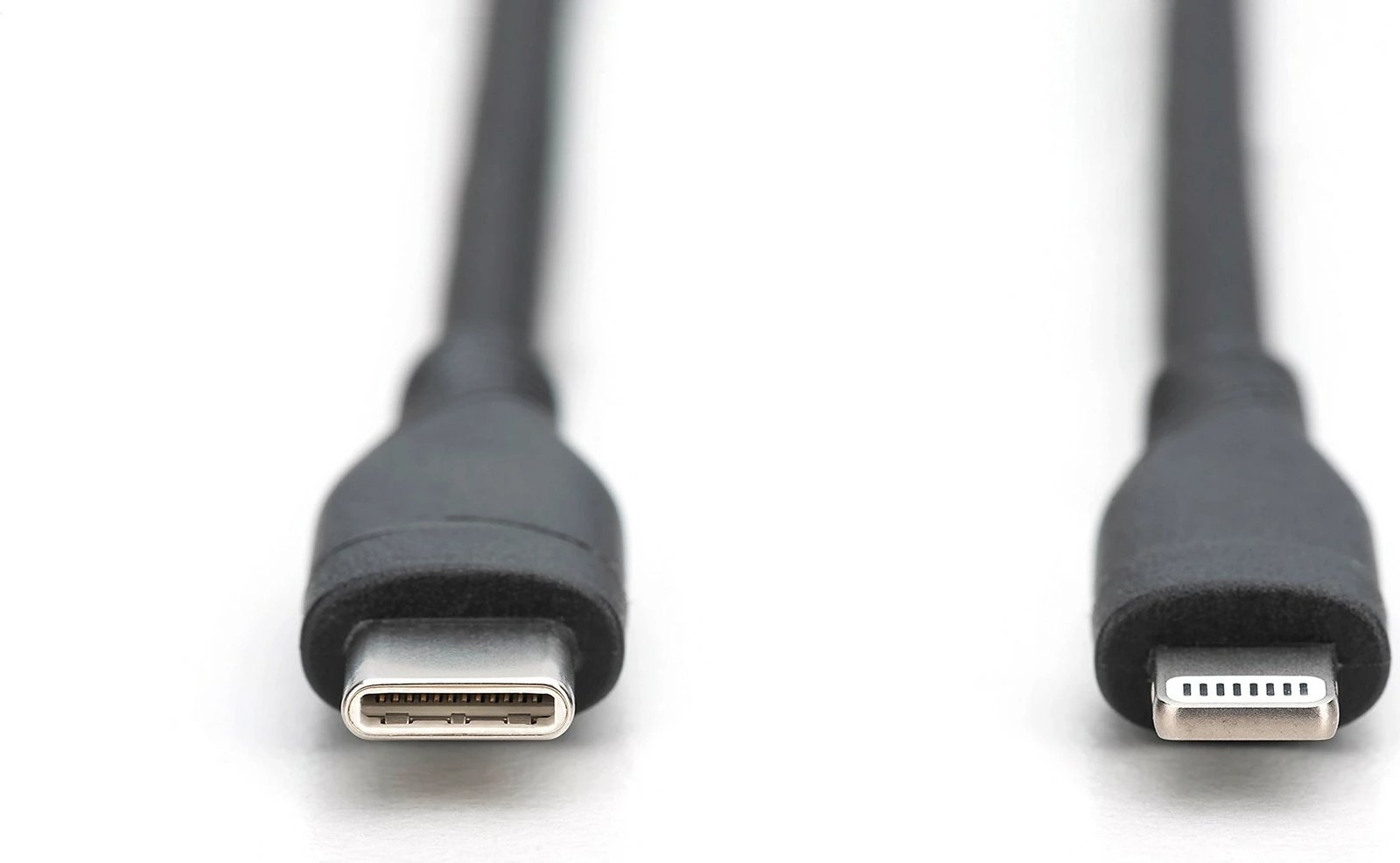 Kabëll lidhës Digitus USB-A në Lightning, 1m, silikon, i zi