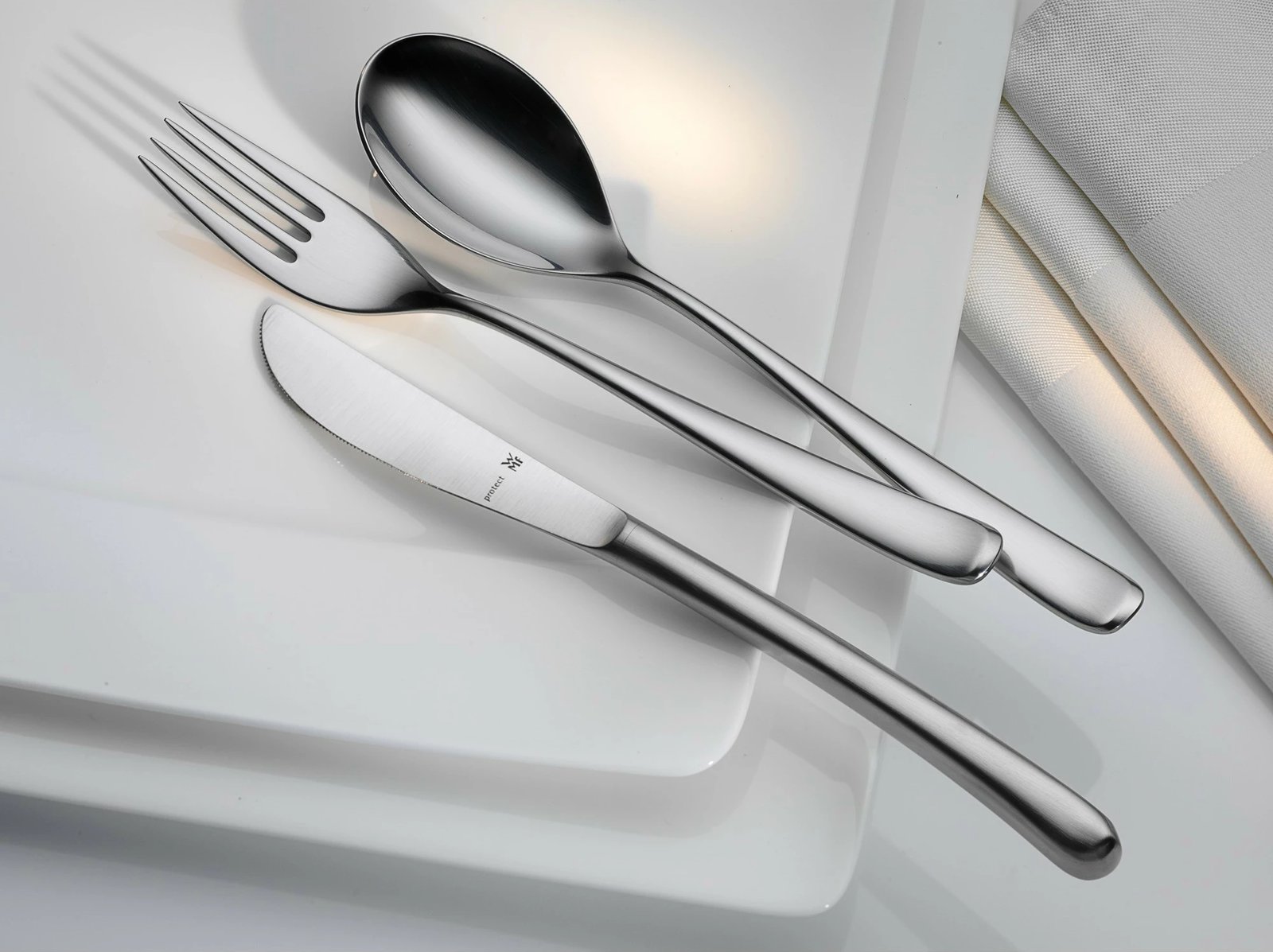 Set takëmesh WMF Vision 66 copë për 12 persona, çelik inoks