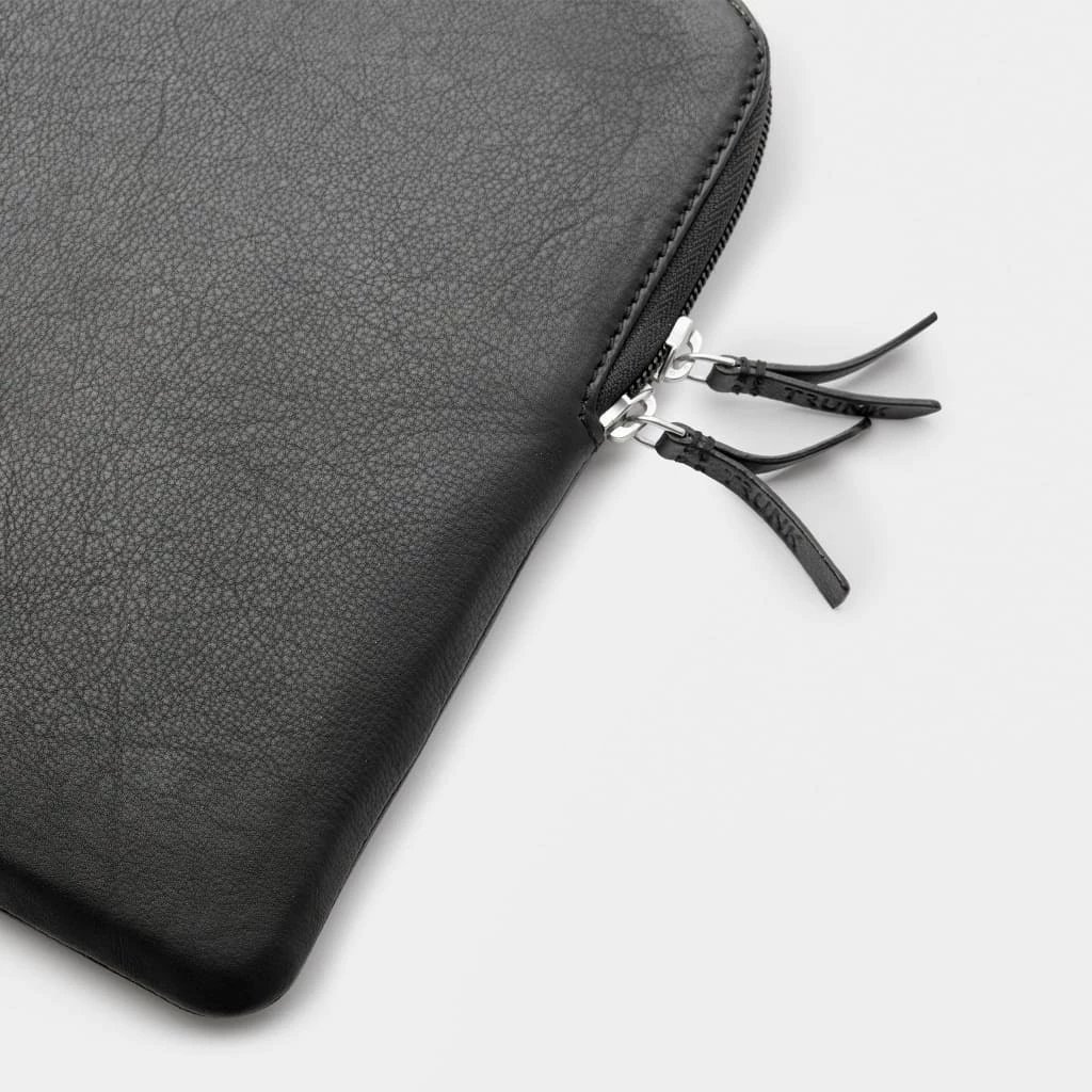 Mbështjellës lëkure për MacBook Pro 16 inç, i zi