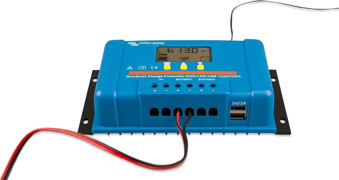 Kontrollues i ngarkimit Victron Energy PWM Duo LCD&USB 12/24V-20A, blu