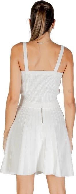 Bluzë Guess femra e bardhë