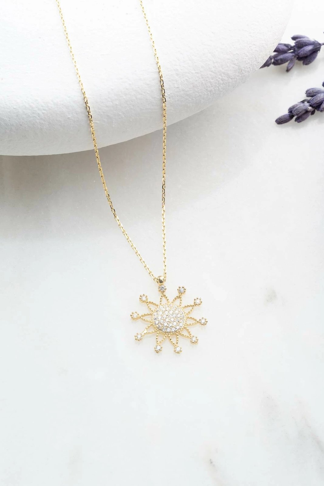 Varëse e artë prej argjendi, Jumeon, NRZ999079