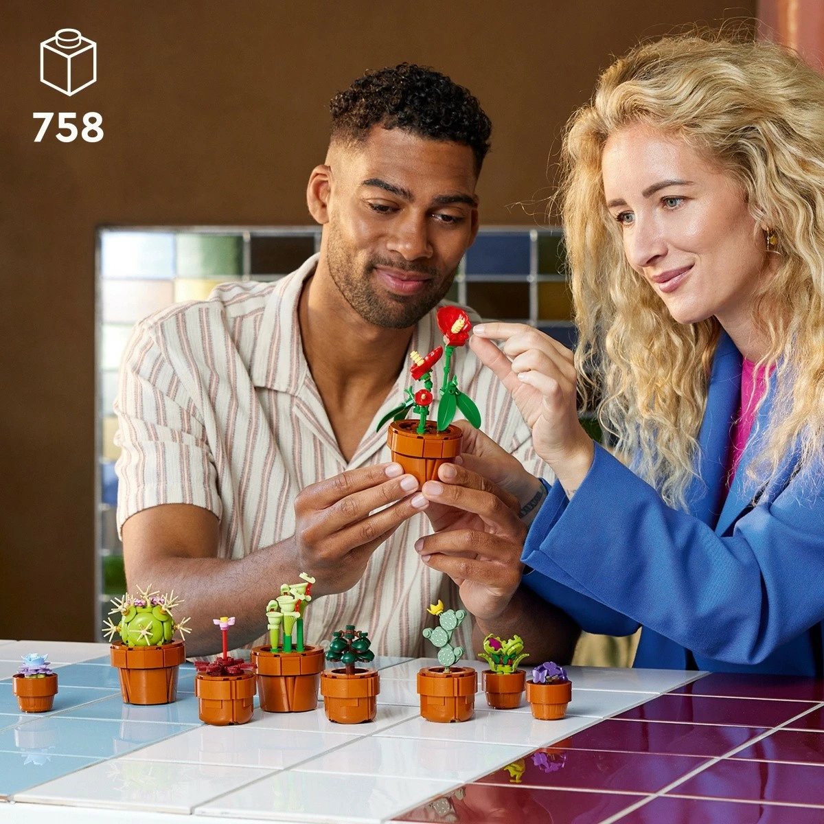 Set LEGO Icons 10329 Small Plants, 758 pjesë, dekor për të rritur, plastikë