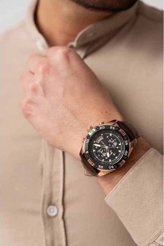 Orë dore për meshkuj Paul Lorens, e zezë