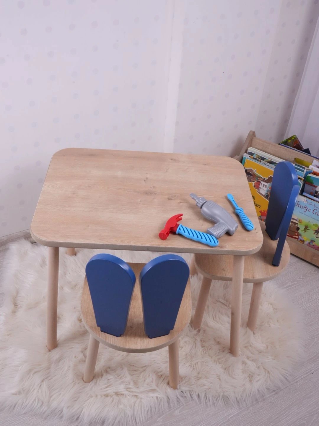 Set tavoline për fëmijë Hanah Home, Bunny, një karrige, ngjyrë kaltër, kafe