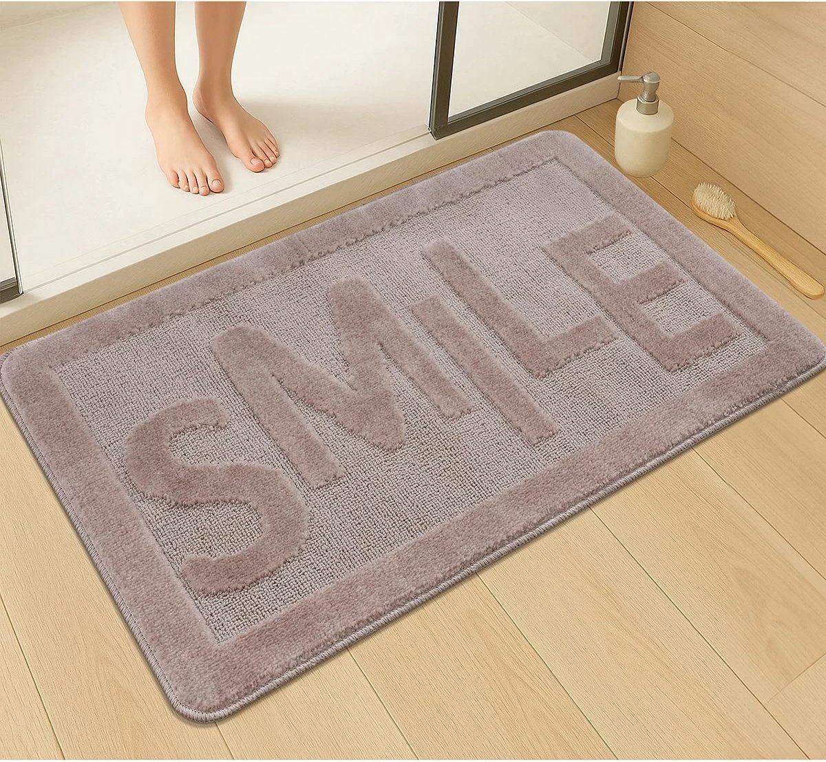 Tapet banje Mijölnir, Smile, ngjyrë mink, 60x100cm