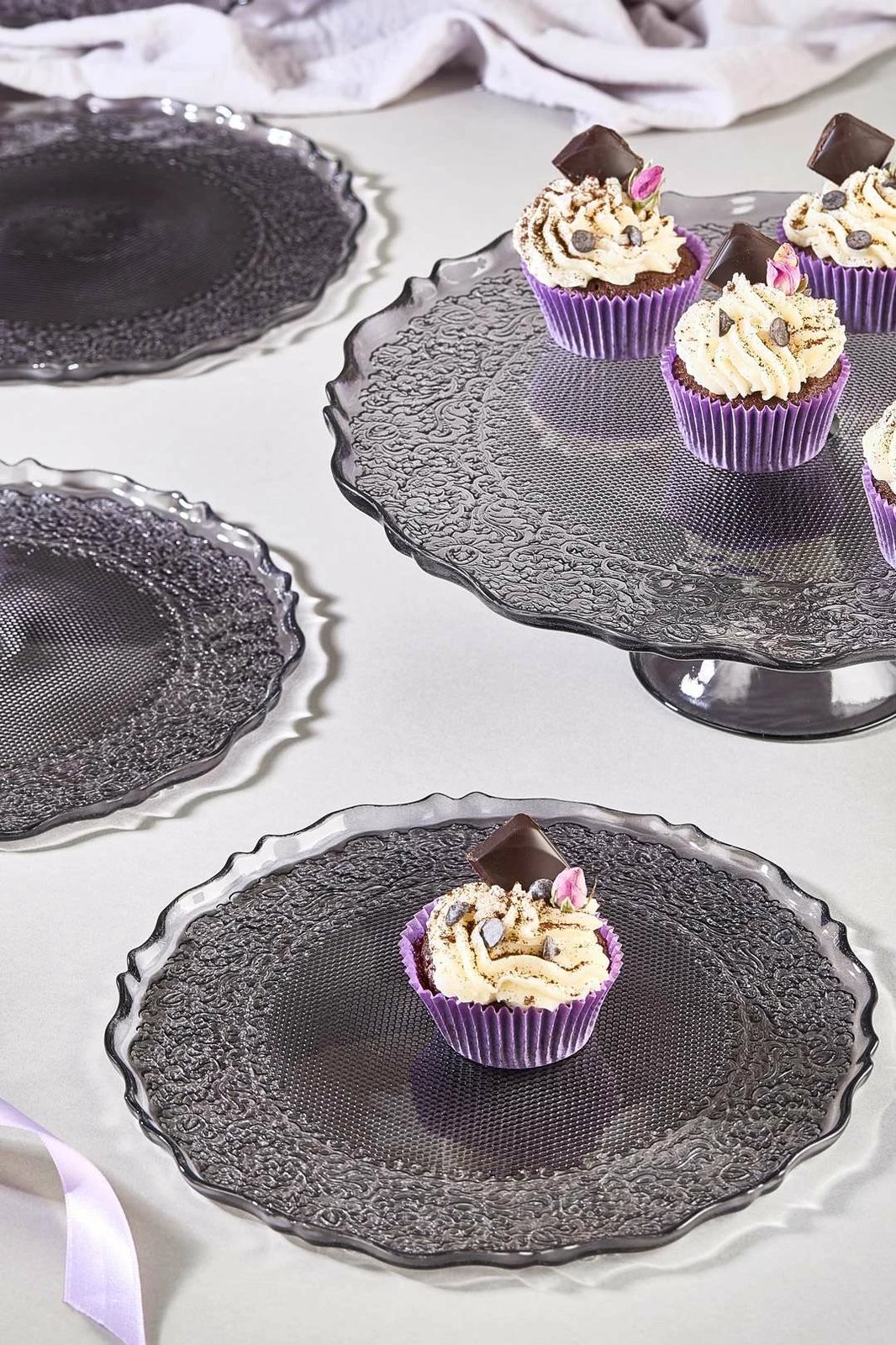 Set pjatash për ëmbëlsira (7 copë), Hermia Concept, Goblen7, e zezë