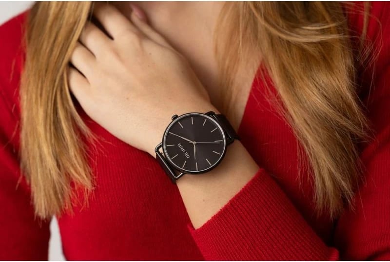 Orë dore për femra Paul Lorens, e zezë