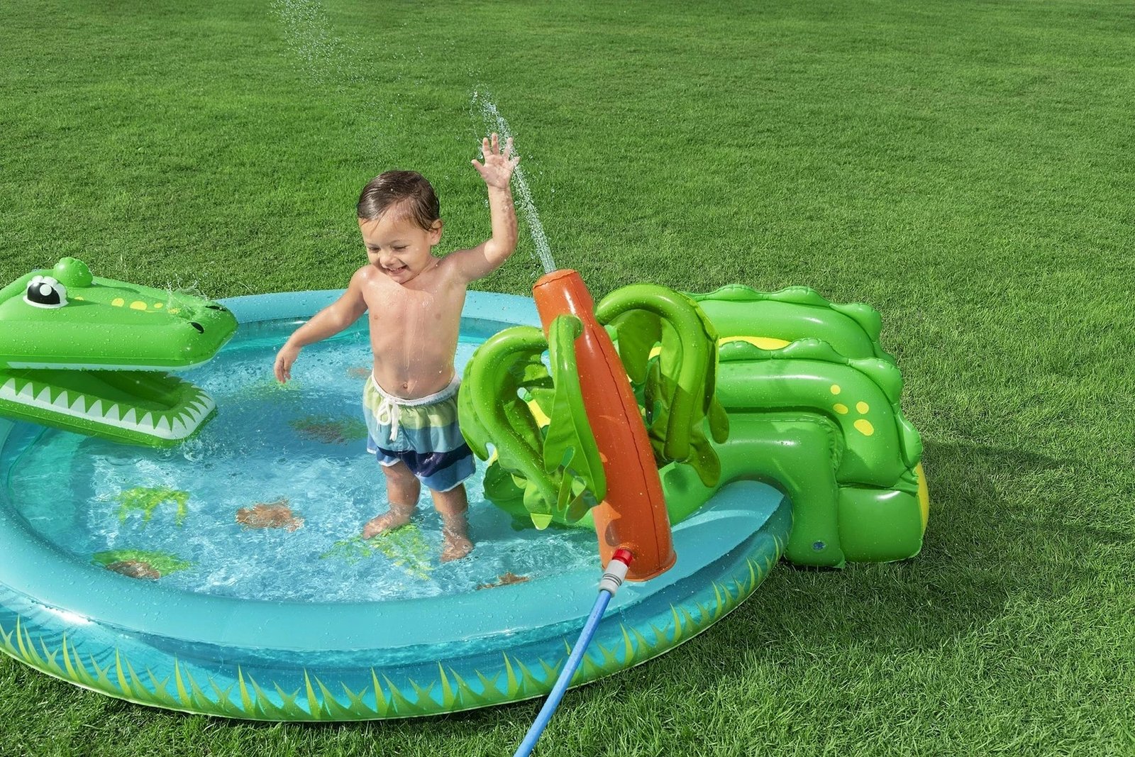 Qendër loje uji e fryrë për fëmijë Bestway Crocodile Cove, 2.24m x 1.81m x 72cm, shumëngjyrëshe Qendër loje uji e fryrë për fëmijë Bestway Crocodile Cove, 2.24m x 1.81m x 72cm, shumëngjyrëshe